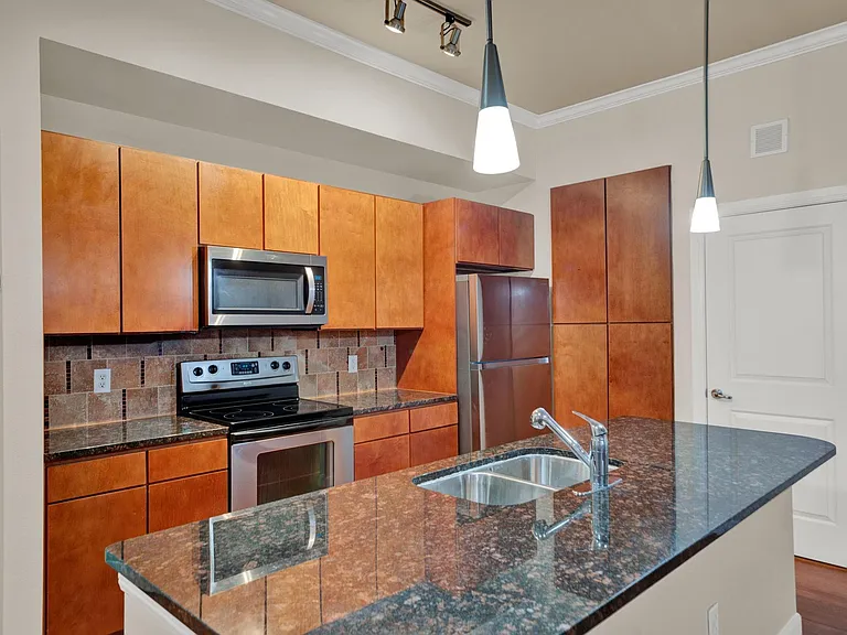 300 Saint Joseph Pkwy #307 — Photo 10