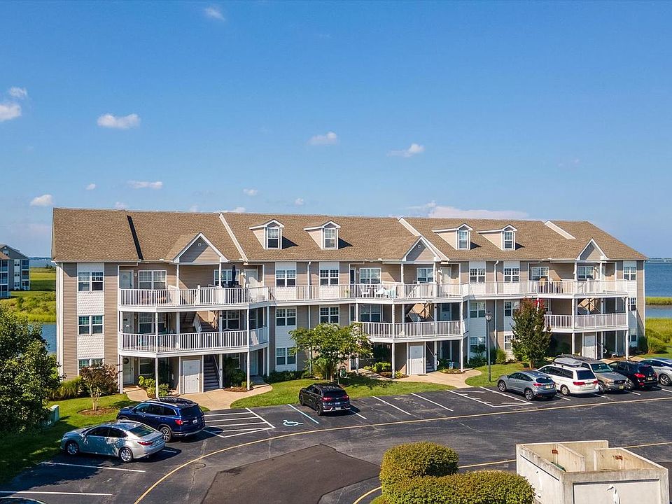 1st image of 30399 Pavilion Dr Unit 1203
