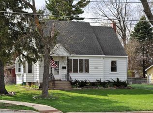 429 S Cedar Rd, New Lenox, IL 60451