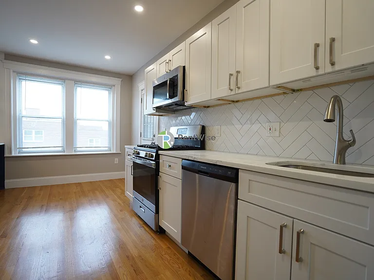 19 Vinal St #1910 — Photo 3