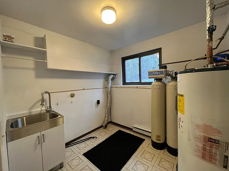 S9W31465 Irwin Ct — Photo 11