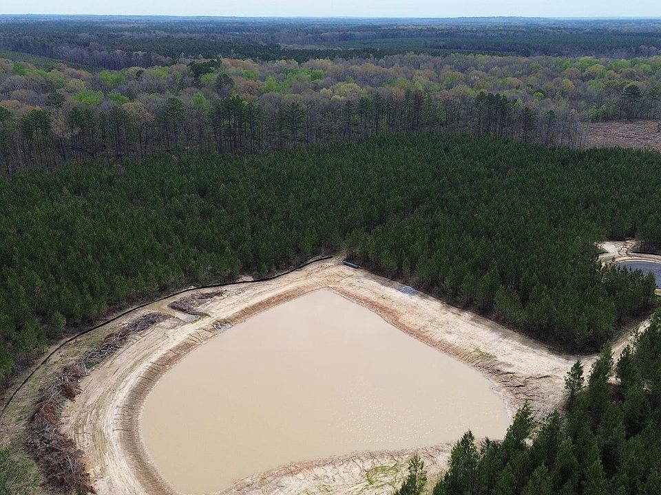 1st image of Freedom Ridge Ln