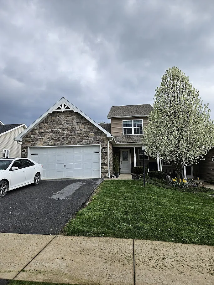 213 Jonathan Lane - 1 — Photo 1