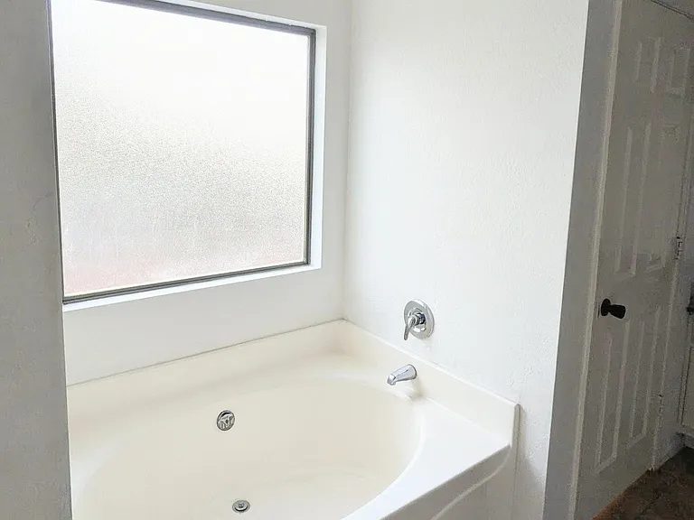 33966 N Mercedes Dr — Photo 20