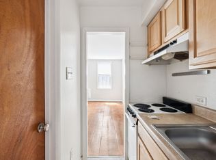 1215 Pine St #2, Philadelphia, PA 19107