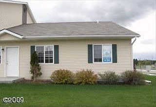 2nd image of 27 Diane Rd #152D