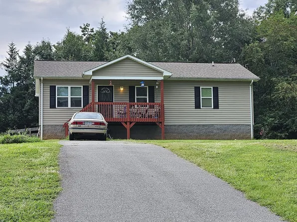 1063 Allman Ct, Morganton, NC 28655
