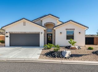 822 N Pleasant Valley Ln, Washington, UT 84780