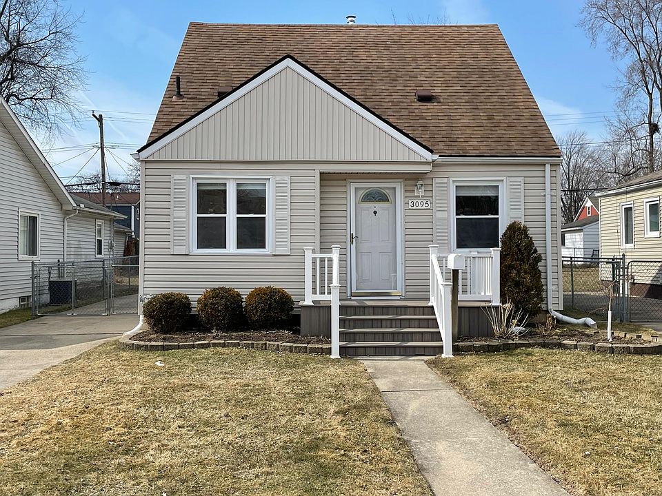 1st image of 3095 Buckingham Ave