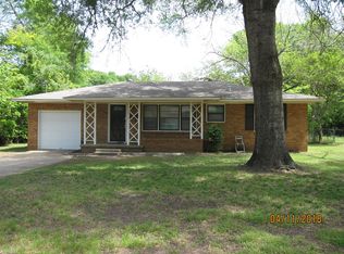 2016 Glenbrook Dr, Tyler, TX 75701