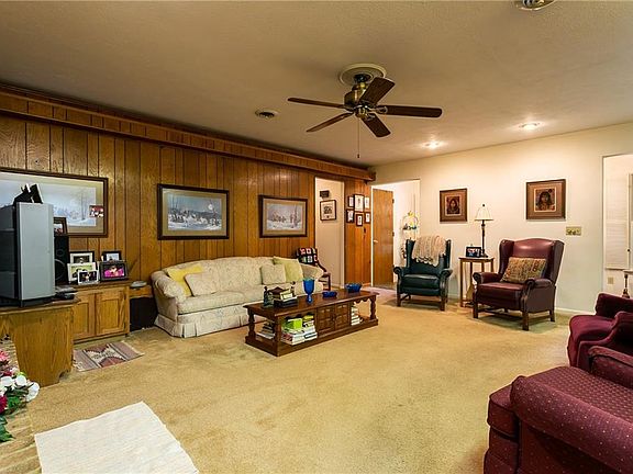 5th image of 2335 Cherry Hill Dr