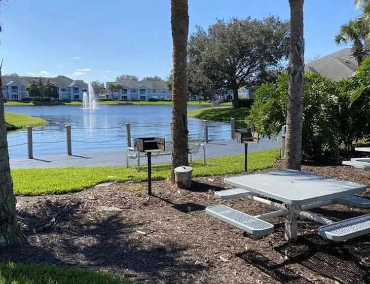 27101 Harbour Vista Cir #27101 — Photo 17
