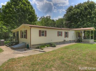3379 S Montcalm Ave, Lowell, MI 49331