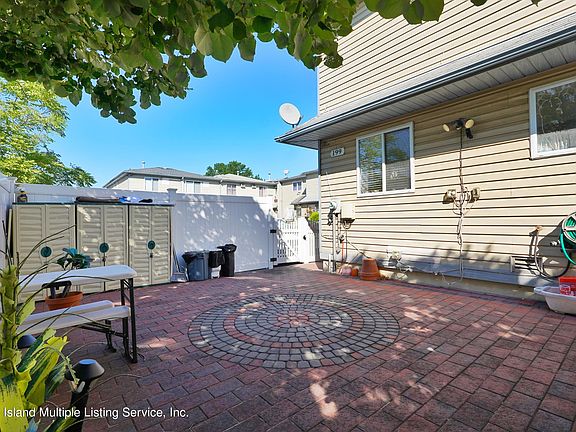 4th image of 199 Mosel Ave