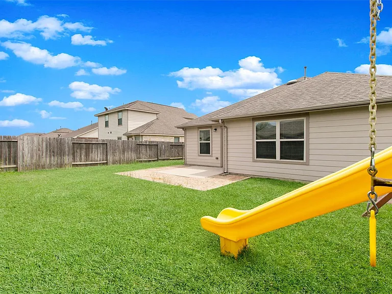 8746 Sunny Gallop Dr — Photo 19