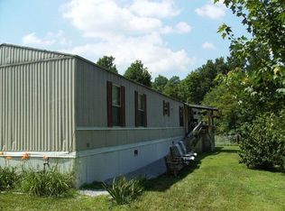 390 Junebug Ln, Sparta, TN 38583