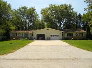 2487 Terry St, Midland, MI 48642