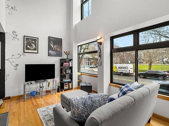 3rd image of 356-358 Main St Unit 11