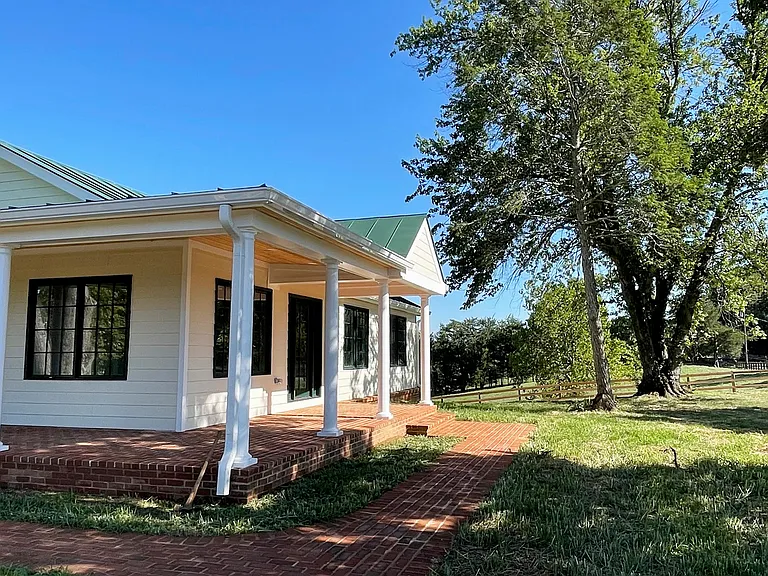 1676 Locust Grove Church Rd — Photo 21