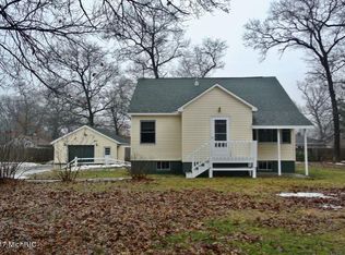 154 S Bock Rd, Muskegon, MI 49442