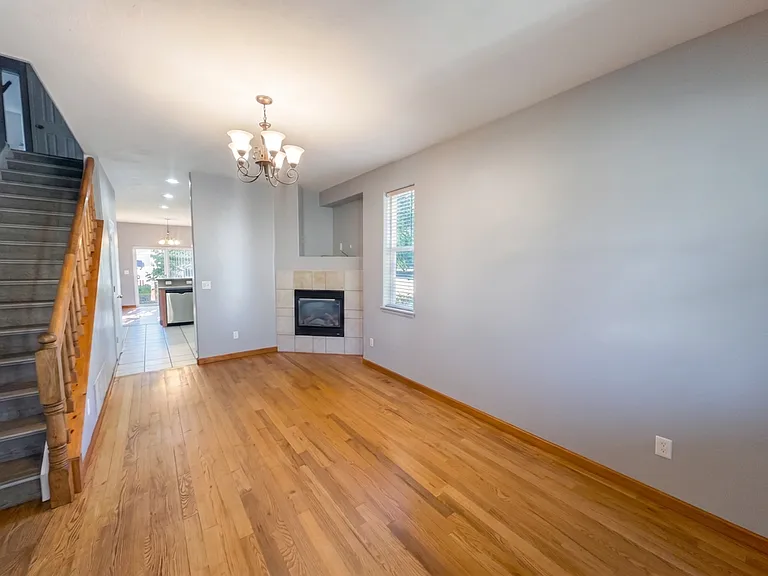 42 Audrey Cir — Photo 2