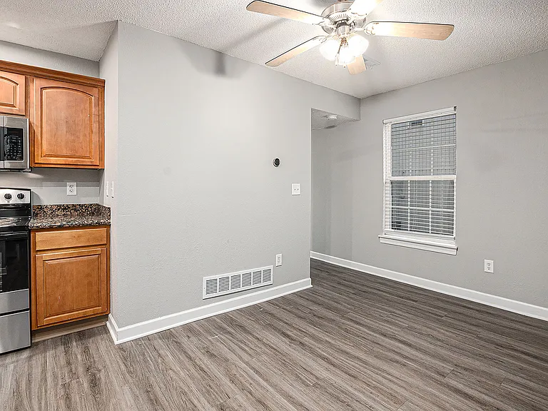 Timbers East - 10522 — Photo 8