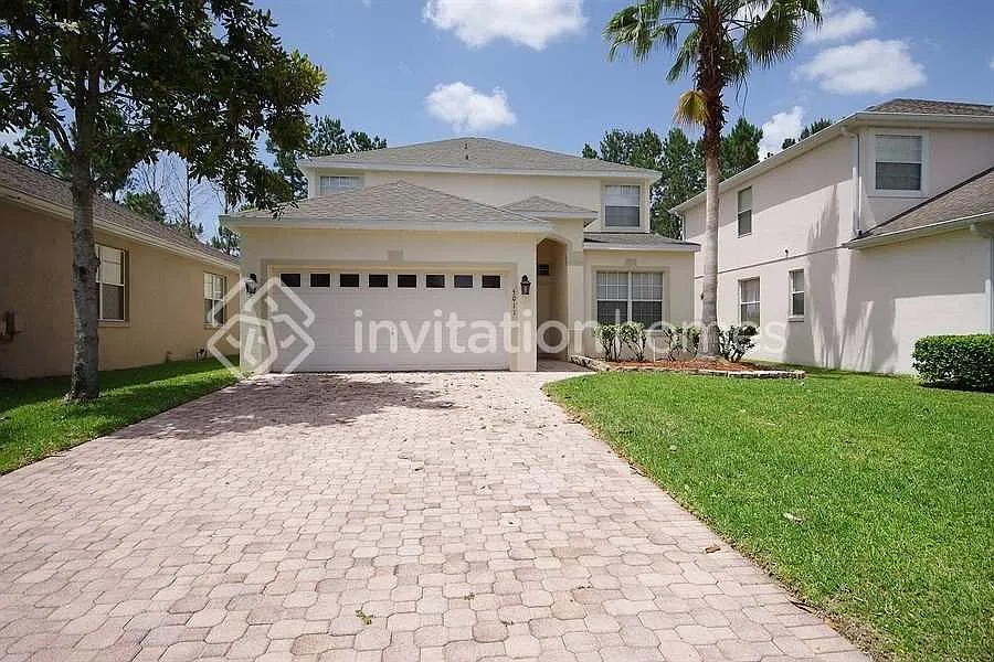 5011 Bellthorn Dr
