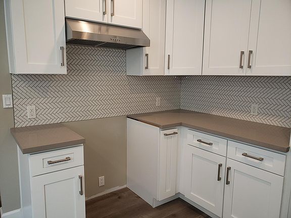 2nd image of 4468 Murietta Ave APT 2