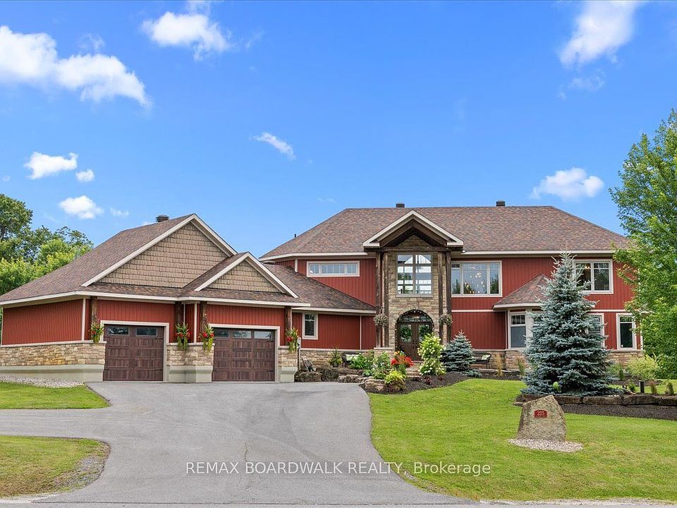 1st image of 225 Hillcrest Dr