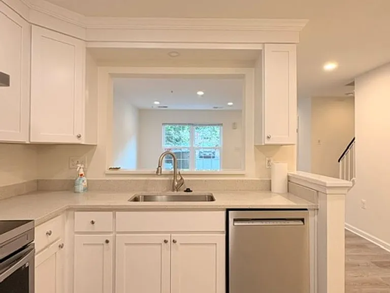 13941 Highstream Pl — Photo 8