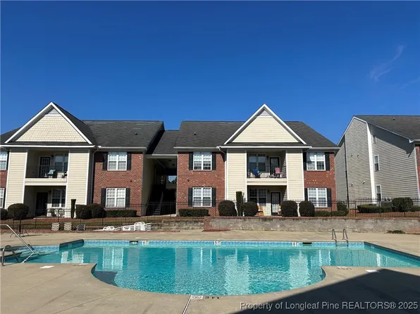 4050 Bardstown Ct APT 203, Fayetteville, NC 28304