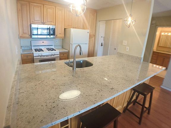 2nd image of 11801 Rockville Pike APT 1215