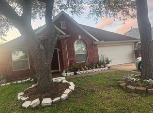 11126 Riverbank Ridge Ln, Houston, TX 77089