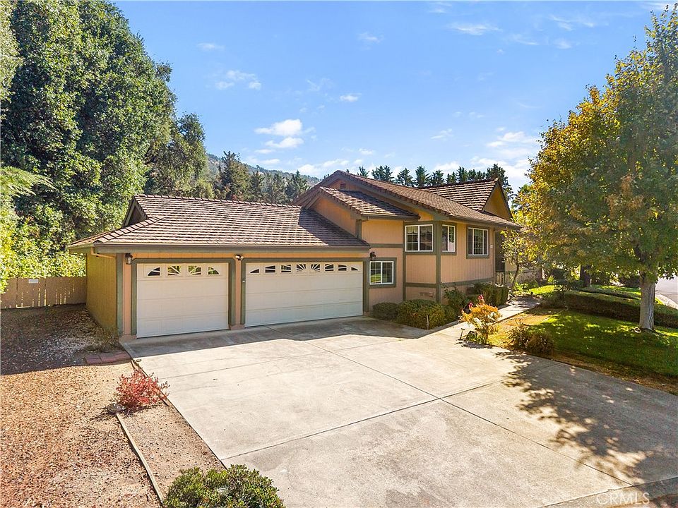 1st image of 8656 Paradise Valley Blvd
