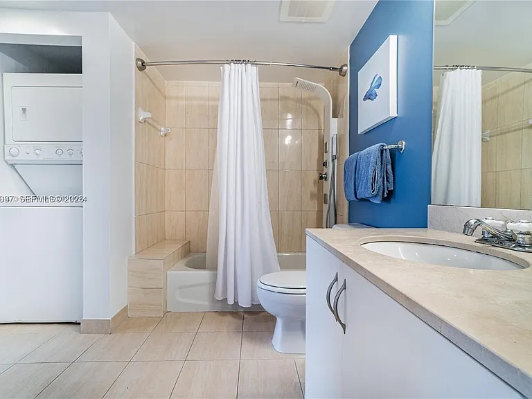 1750 N Bayshore Dr #5505 — Photo 24