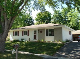 724 Chicory Rd, Burlington, WI 53105