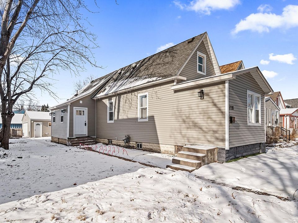 1st image of 2738 California St NE