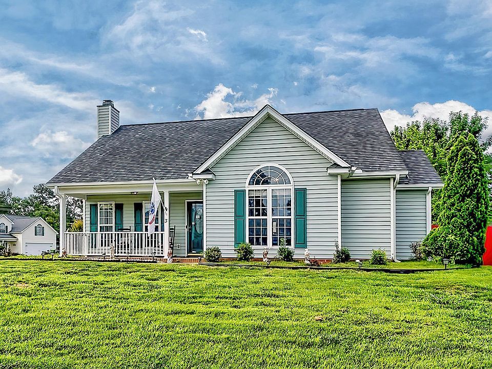 1st image of 3 Walnut Grove Way
