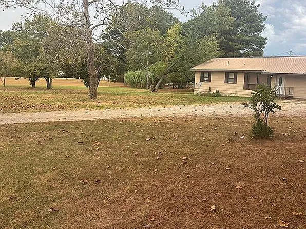 1818 Arrowhead Farm Rd, Jonesboro, AR 72401