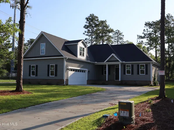 11 Pine Shore Drive, Southport, NC 28461