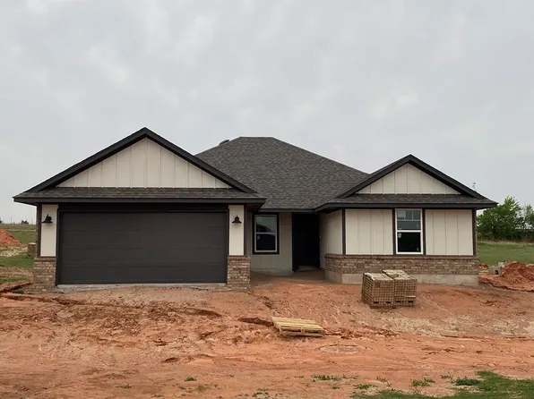 1931 Olive Ave, Tuttle, OK 73089