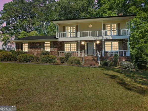 1819 Pinehurst Rd, Snellville, GA 30078
