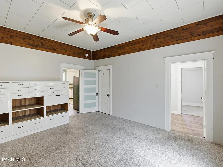 309 N Mount Vernon Ave — Photo 8