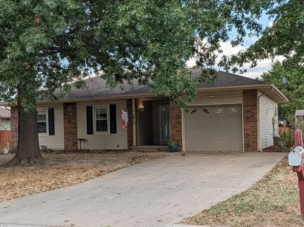 1012 N Walleye Street, Nixa, MO 65714