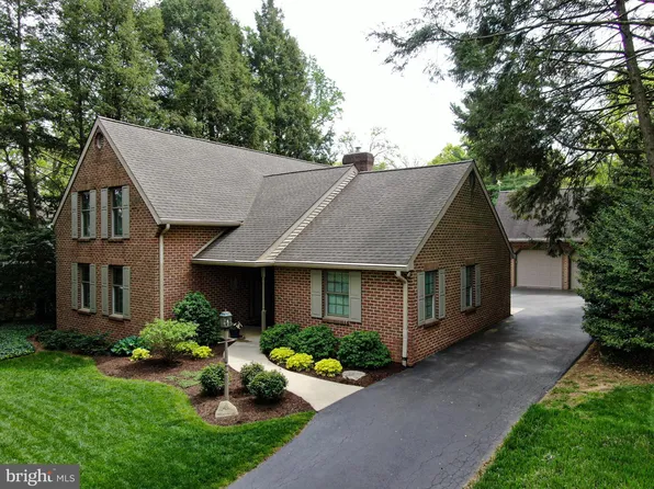 1120 W Main St, Ephrata, PA 17522