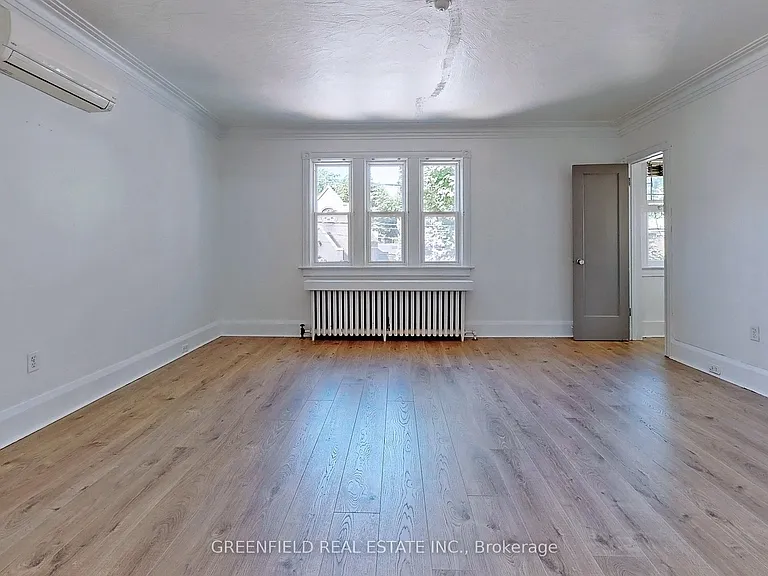 1747 Bayview Ave #UPPER — Photo 5