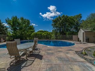 12084 Silverod St NW, Coon Rapids, MN 55433