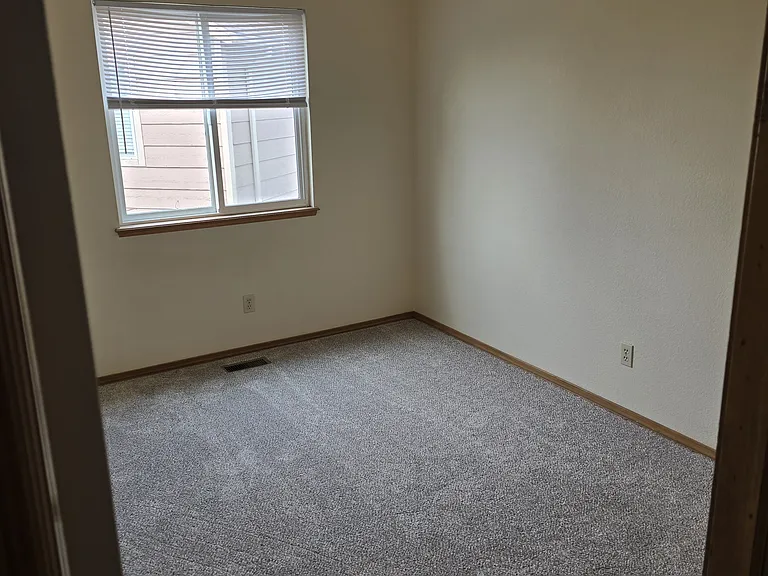 6185 Kettle Ct — Photo 7