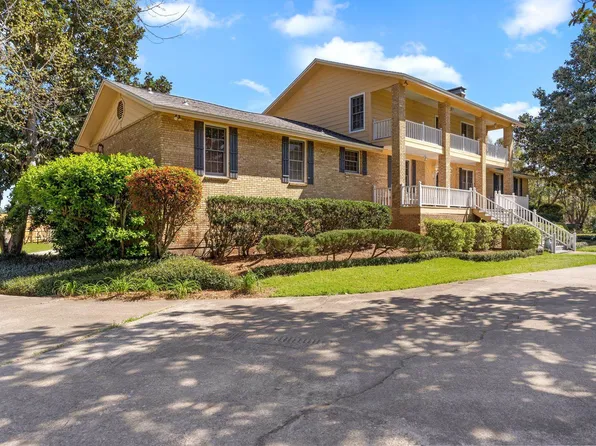 4234 Lakemor Dr, Tallahassee, FL 32303