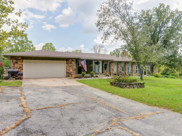 10104 N Farm Road 177, Springfield, MO 65803